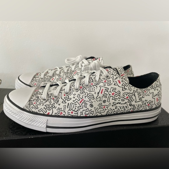 Keith Haring Converse - Picture 8 of 15